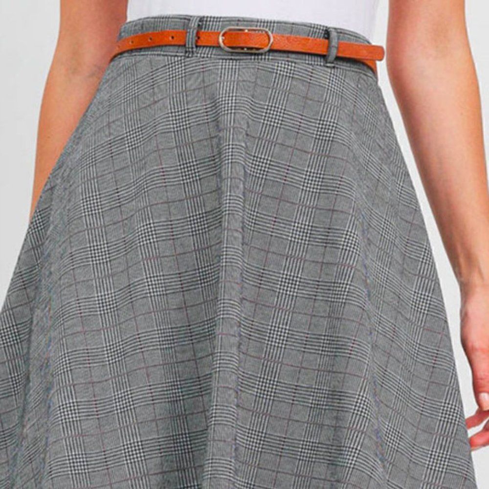 *Clearance* Ladies Checkered Pattern Print Skirt - Picture 4 of 5